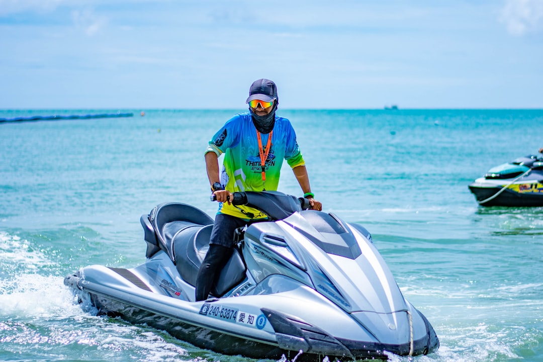 Florida jet ski laws and regulations - jet ski cutting through Florida ocean waves